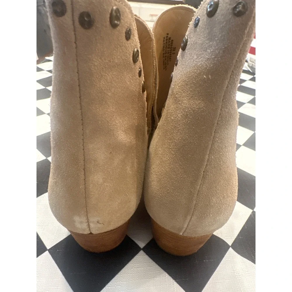 Free People Tan Suede Studded Charm Ankle double V Boots Western Pointed  38.5